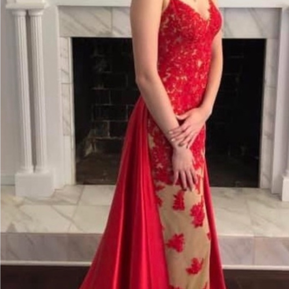 Sherri Hill Dress size 4 pageant or prom gown homecoming hoco dress